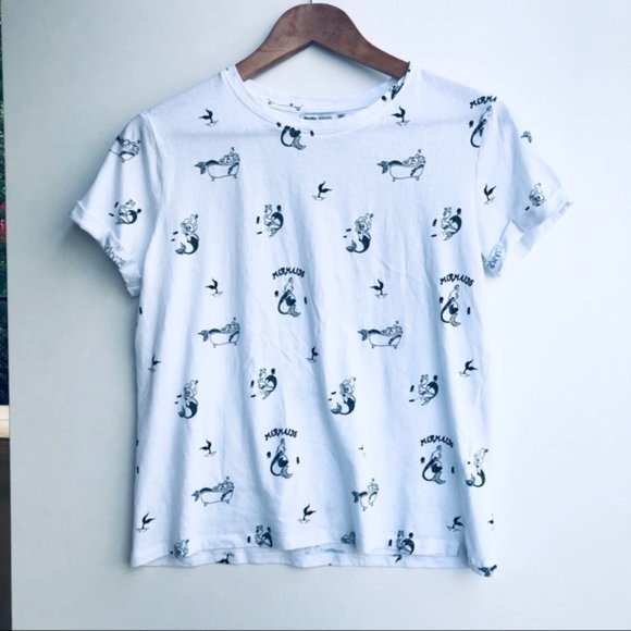 Berksha Mermaid Graphic T-Shirt Size Small - Picture 2 of 6